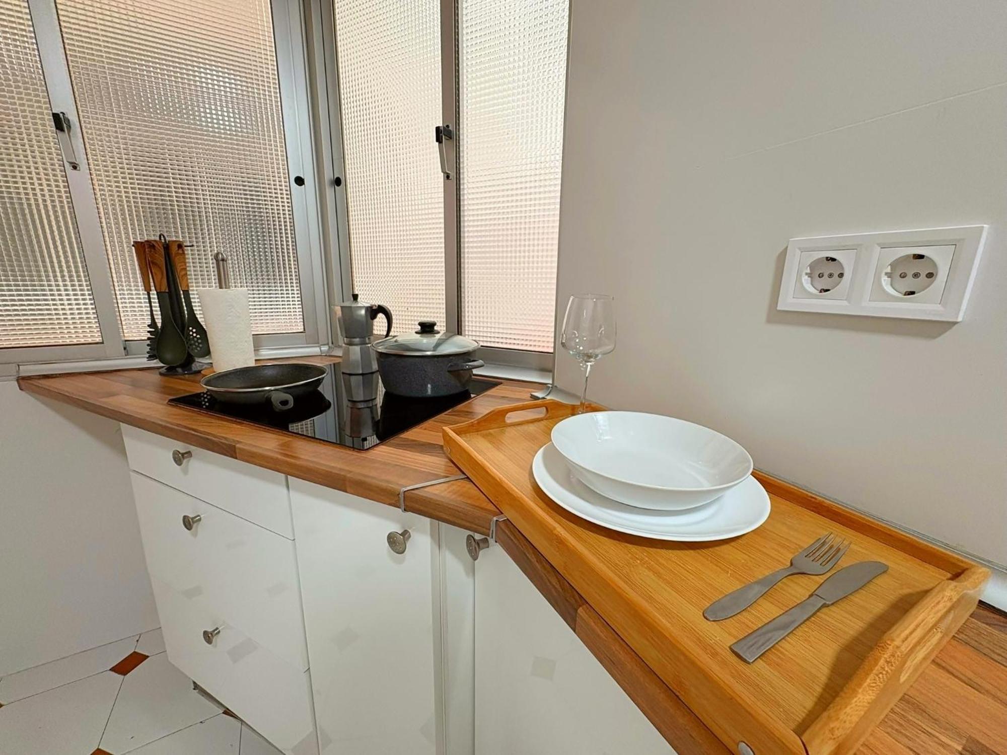 Reyhouse Huelin 3rooms Cerca De La Playa Con Ac Malaga